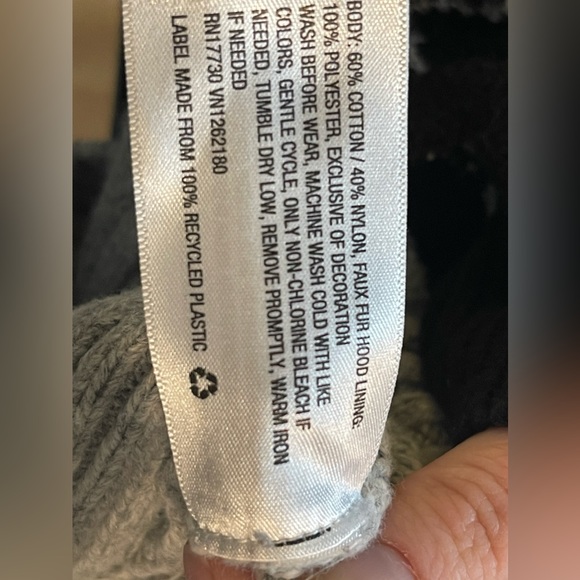 Cat and Jack bear ears hoodie, size 18m - Picture 10 of 10